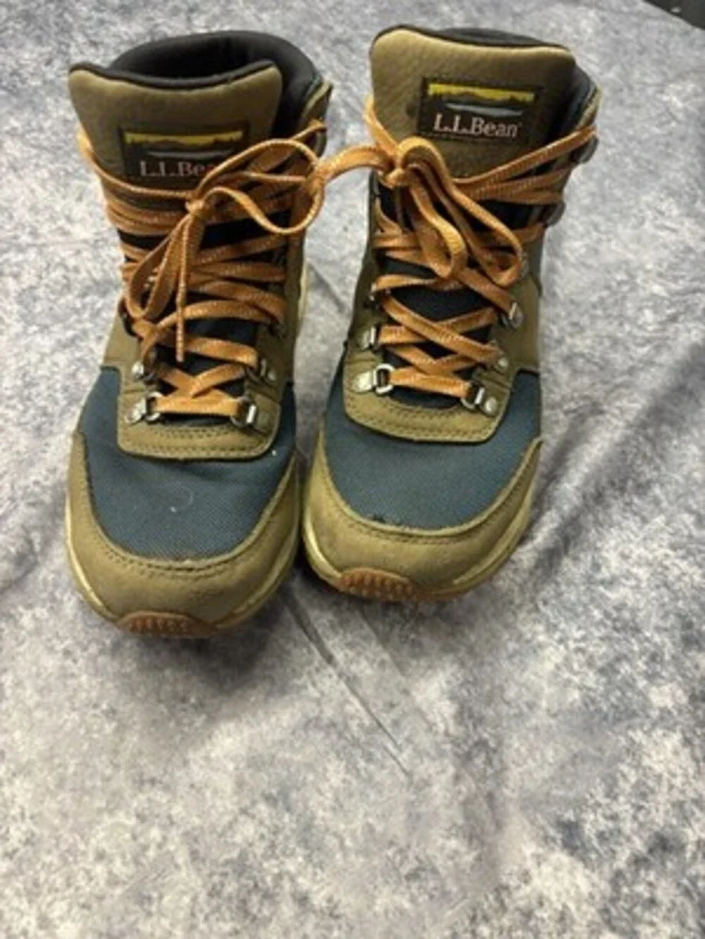 LL Bean Mountain Classic Mens Size 8 Brown Waterproof Hiking Boots Camping